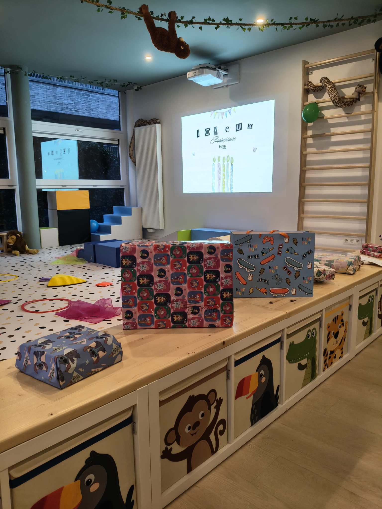 Salle de jeux CrocKids pour anniversaires enfants à Bruxelles